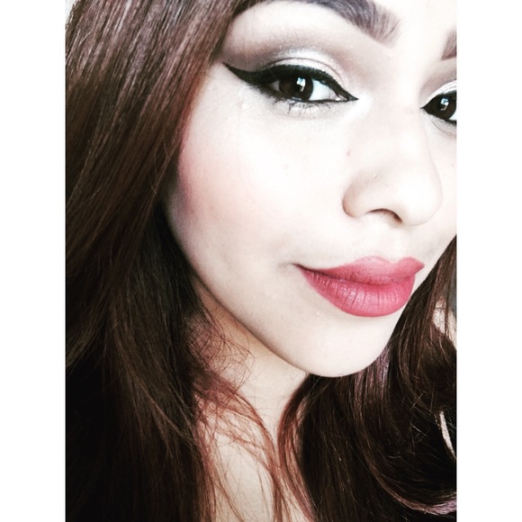 💕trades Last price ❤️brand new in box set of Lips - Picture 8 of 8